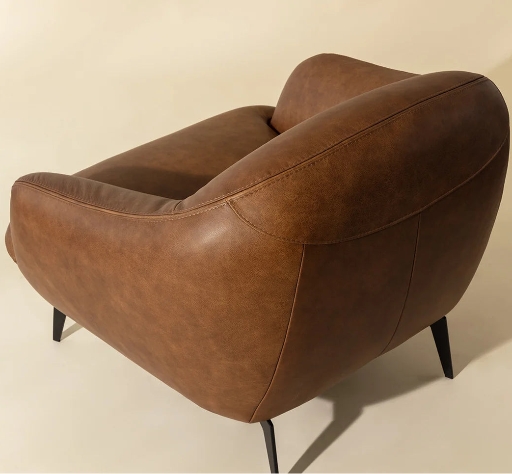 SP-ARMANI ARMCHAIR