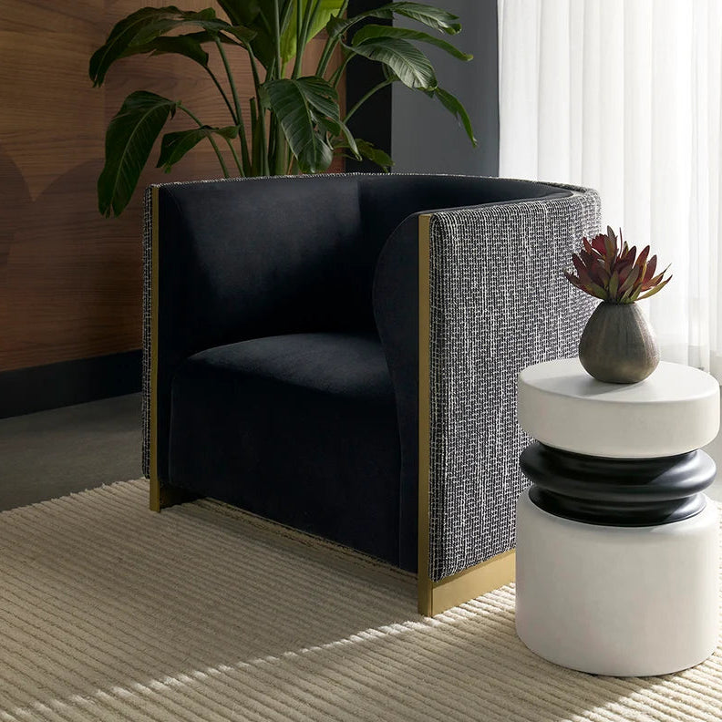 SP - Larron Armchair Black