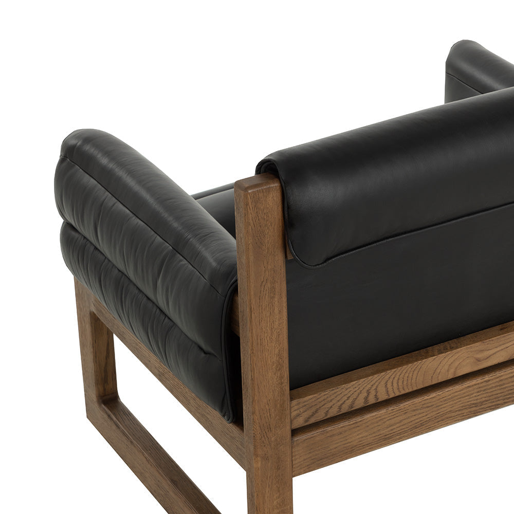 SP-FERGUSON LOUNGE CHAIR