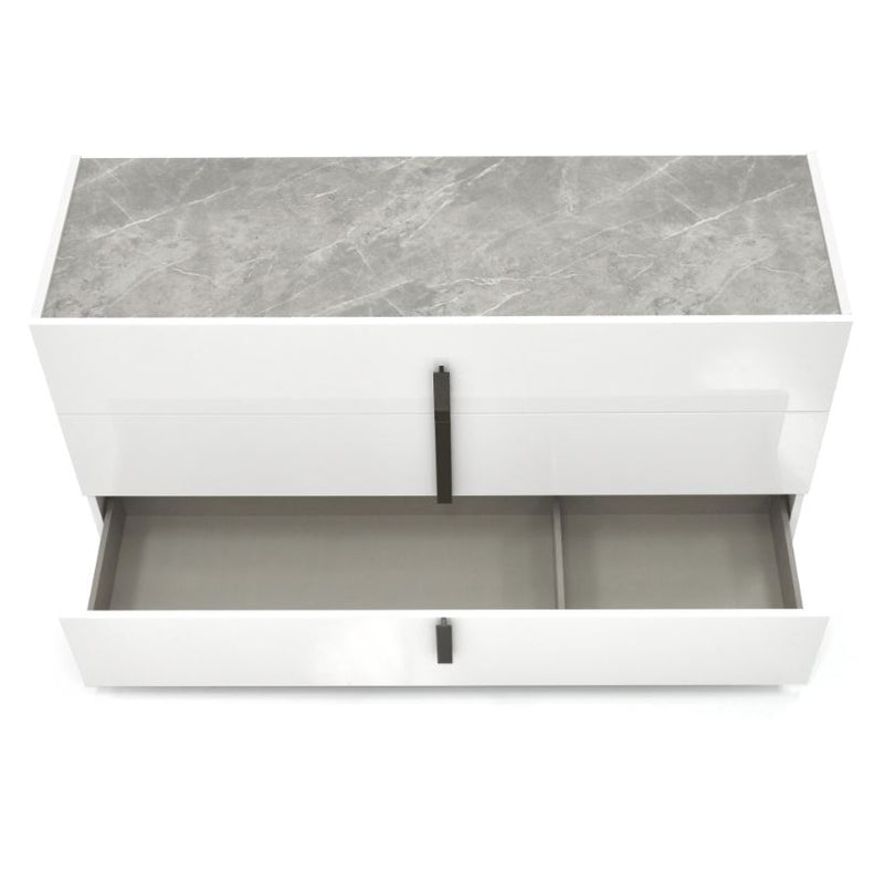 MZ - MARA DRESSER AND MIRROR