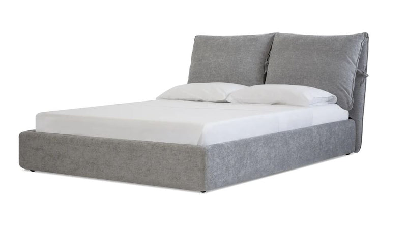 MB- PLUME KING BED