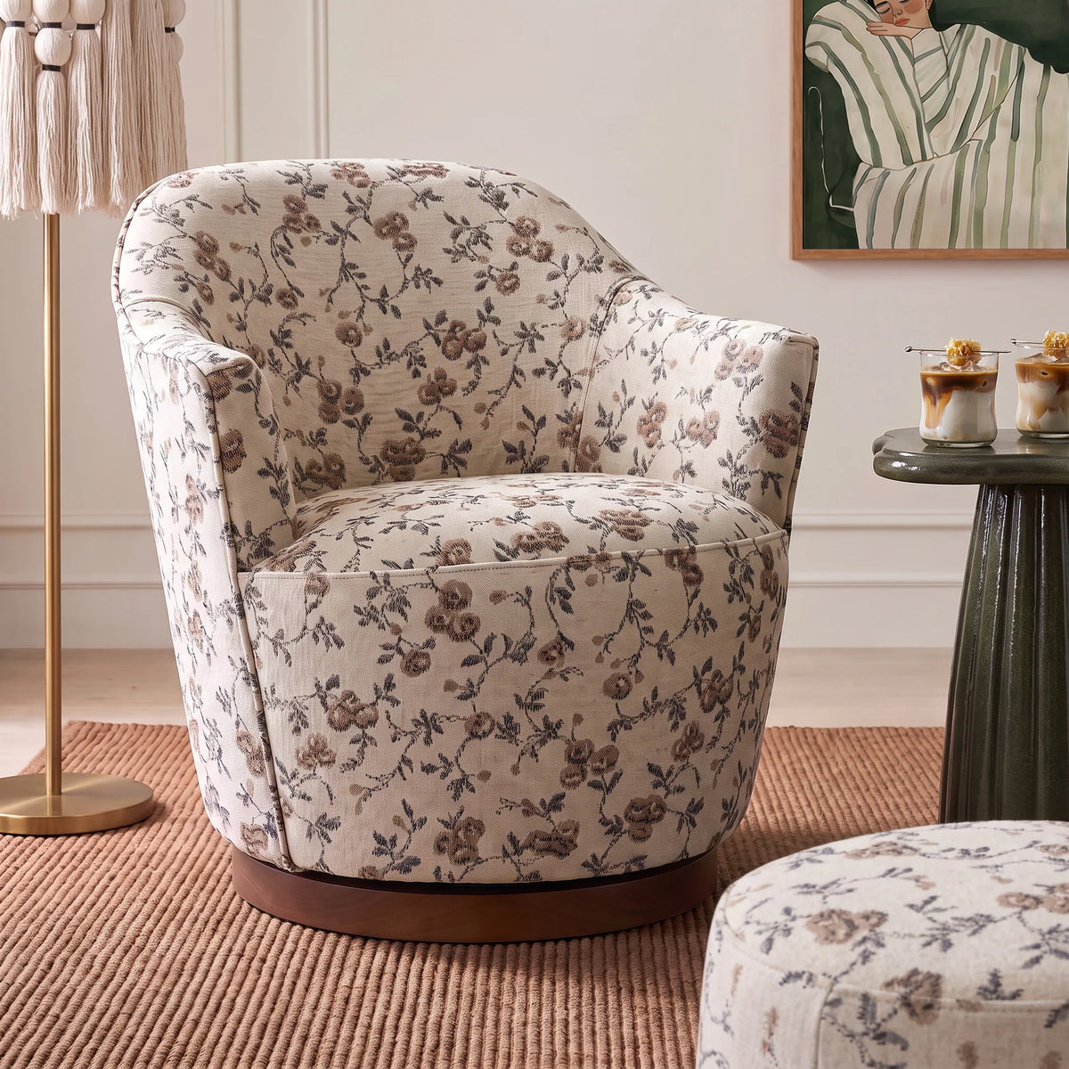 TV-SKYLA SWIVEL ACCENT CHAIR